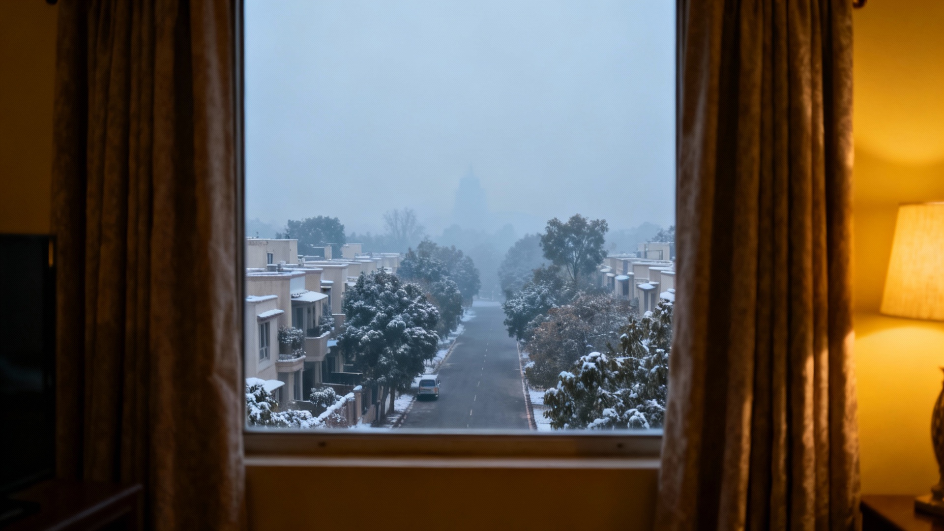 Cold Outside, Comfortable Inside – How Foreigners Rent Smart in Delhi Winters