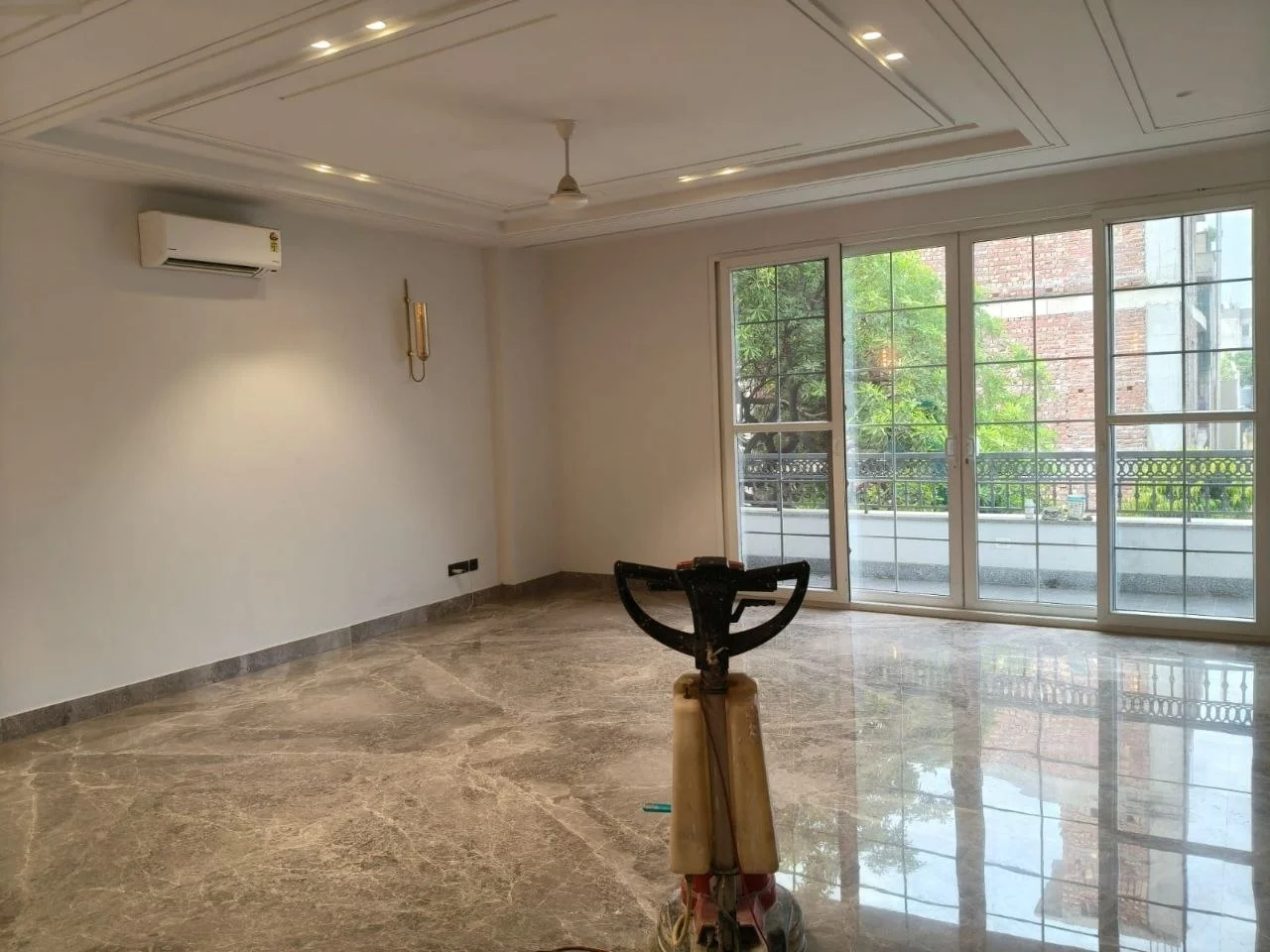 4 BHK Apartment For Rent In Defence Colony | 4 BHK Flat In Defence Colony