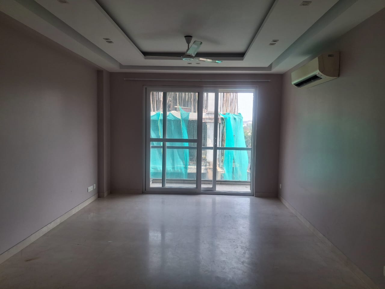 Elegant Top Floor 3 BHK Terrace Apartment for Rent in Safdarjung Enclave, New Delhi